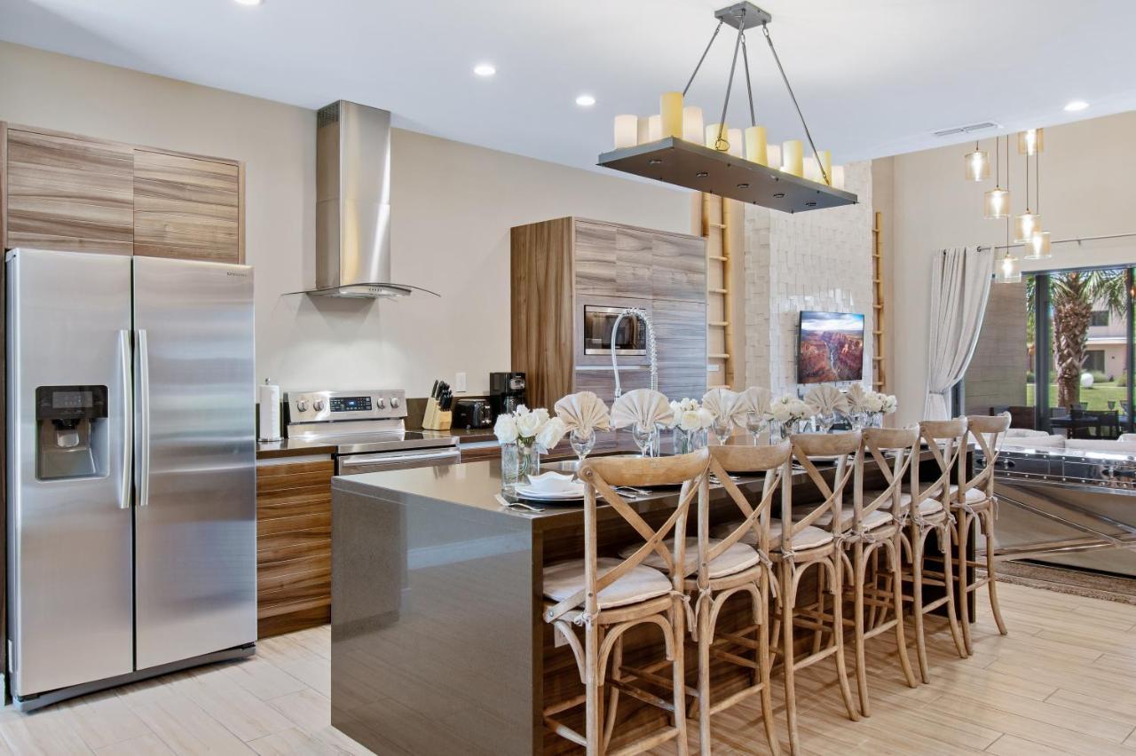 Beautiful Townhome Magic Village 1,5 Mile To Dis オーランド エクステリア 写真
